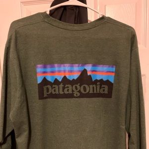 Patagonia Long Sleeved P-6 Logo Responsibili-Tee